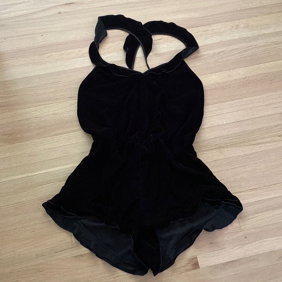 Victoria’s Secret Velvet Romper - Picture 1 of 4